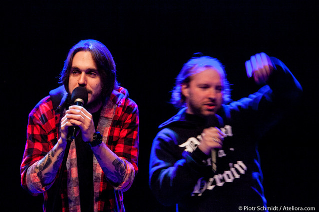 Muzyczny hip-hop MIiuosh i Dariusz Chojnacki Autograf. Ludzie