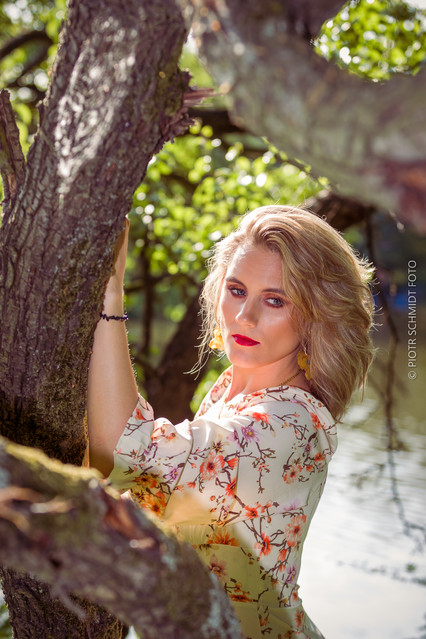 Tina Zlecenia komercyjne Piotr Schmidt (+4853444106) #342603