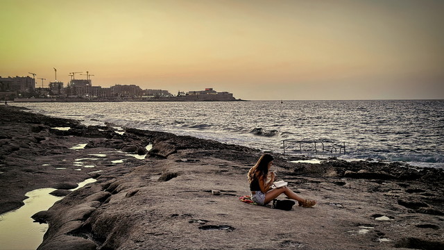 atenytom evening relaxation