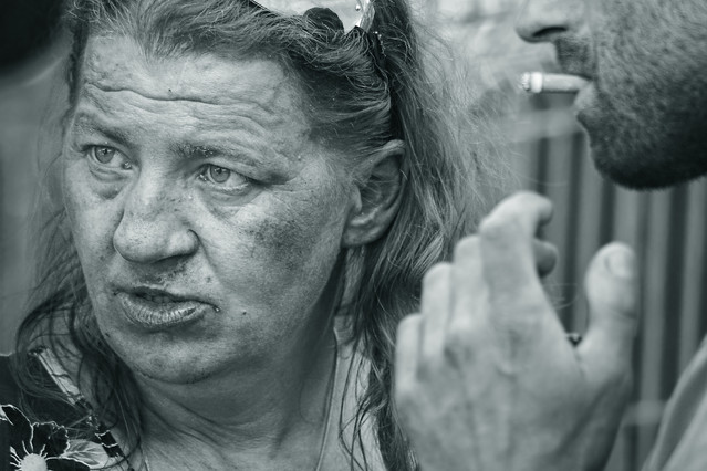 prawdziwa fotografia zmusza do refleksji  Private1 ludzie - bywają światy równoległe ...