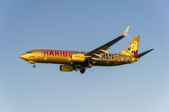 Haribo podczas ladowania na Corfu DW***** #278948