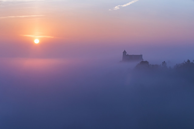 Marcin Rydzewski Mglisty wschód