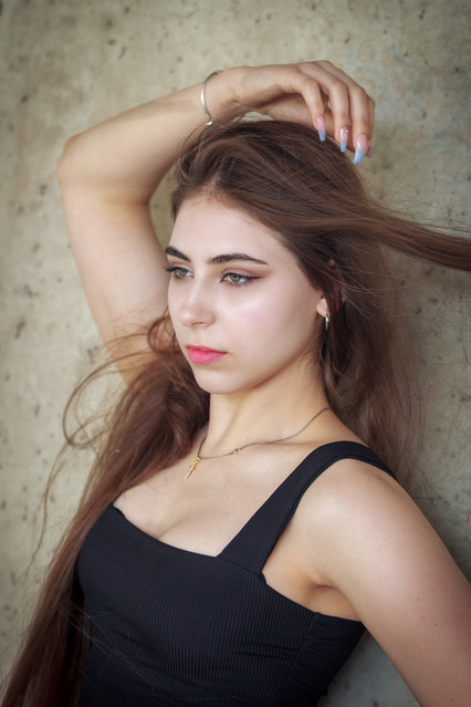Model: Viola Tsvihun Model: Viola Tsvihun Piotr Schmidt Foto