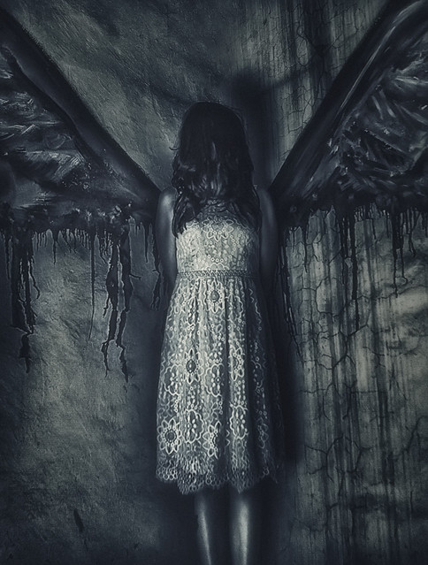 under the wings... PRZEMEK KIJOWSKI -AUTOR #259606