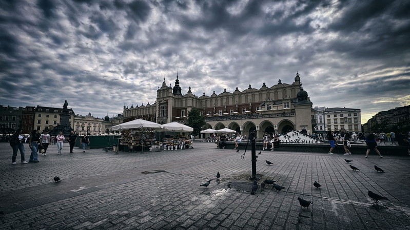 atenytom | walk around Krakow